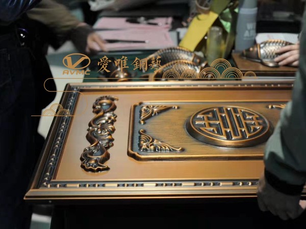 銅門(mén)的發(fā)展需要在各個(gè)方面改進(jìn)