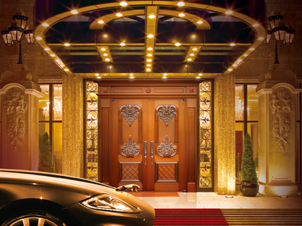 愛唯銅藝為您分享怎樣借助銅門提升家里住宅風水