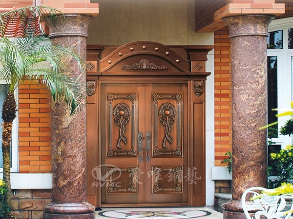 銅門生產廠家的銅門價格不一樣
